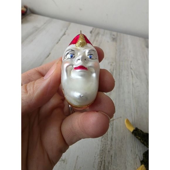 Vintage Moon anthromorphic glass glitter ornament Xmas tree - Picture 8 of 8